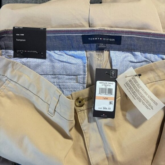 Tommy Hilfiger Flex Plus Size 14W Light Beige Hampton Chino Pants NWT - Picture 6 of 6